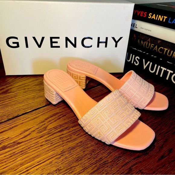 Givenchy slides mules sandals Size 38/8US NEW WITH TICKET - Picture 2 of 6